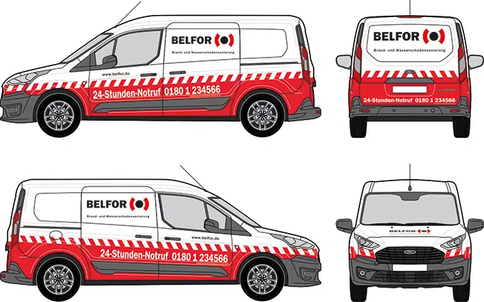 Fahrzeugdesign für BELFOR auf einem Ford Transit Connect L2 mit Heckklappe. Die Beklebung zeigt das BELFOR-Logo, rote und weiße diagonale Streifen sowie eine Notrufnummer und die Website. Das Design ist auf beiden Fahrzeugseiten, der Front und dem Heck platziert.