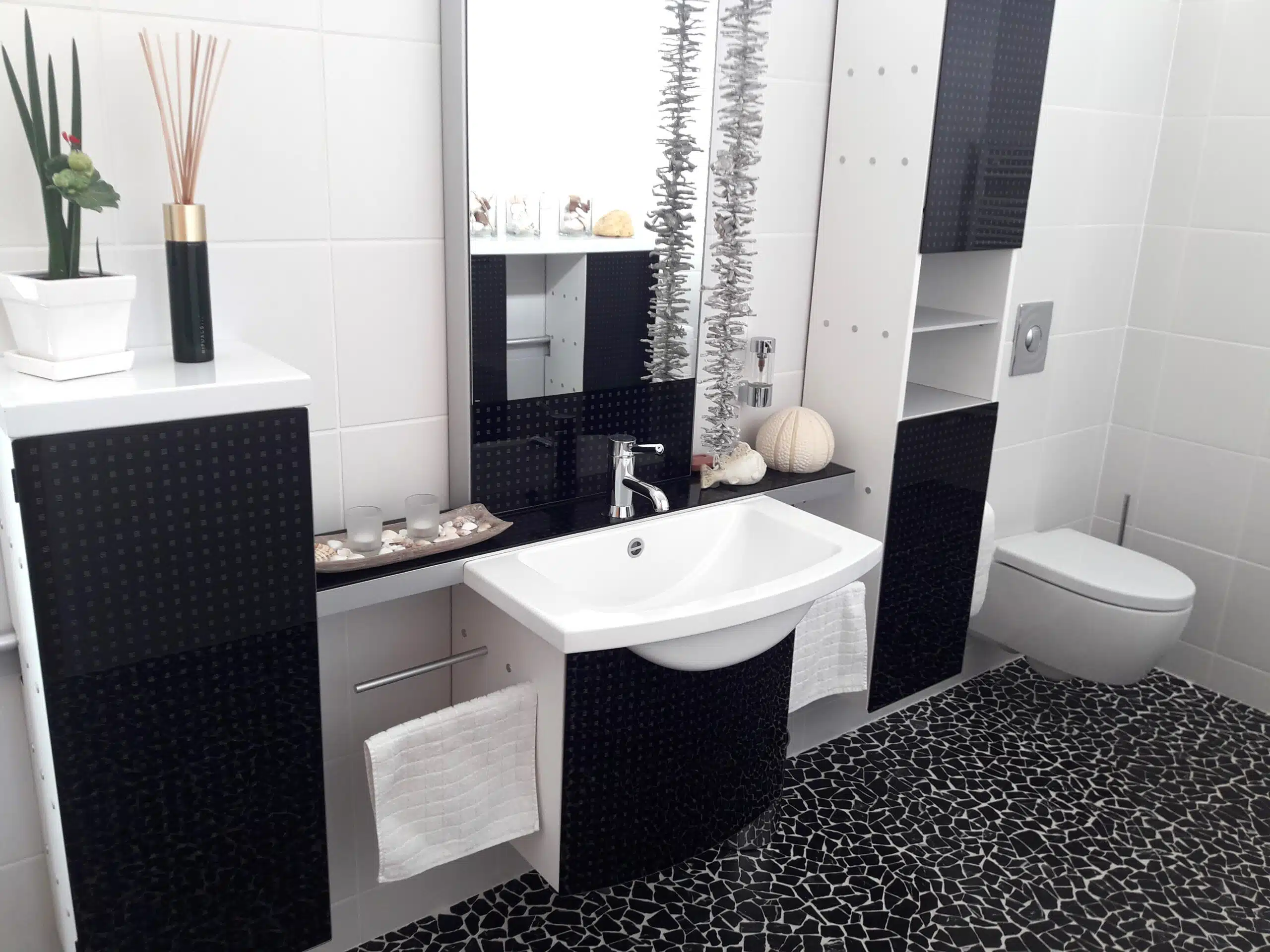 Patachon_Möbelfolie1_Badezimmer