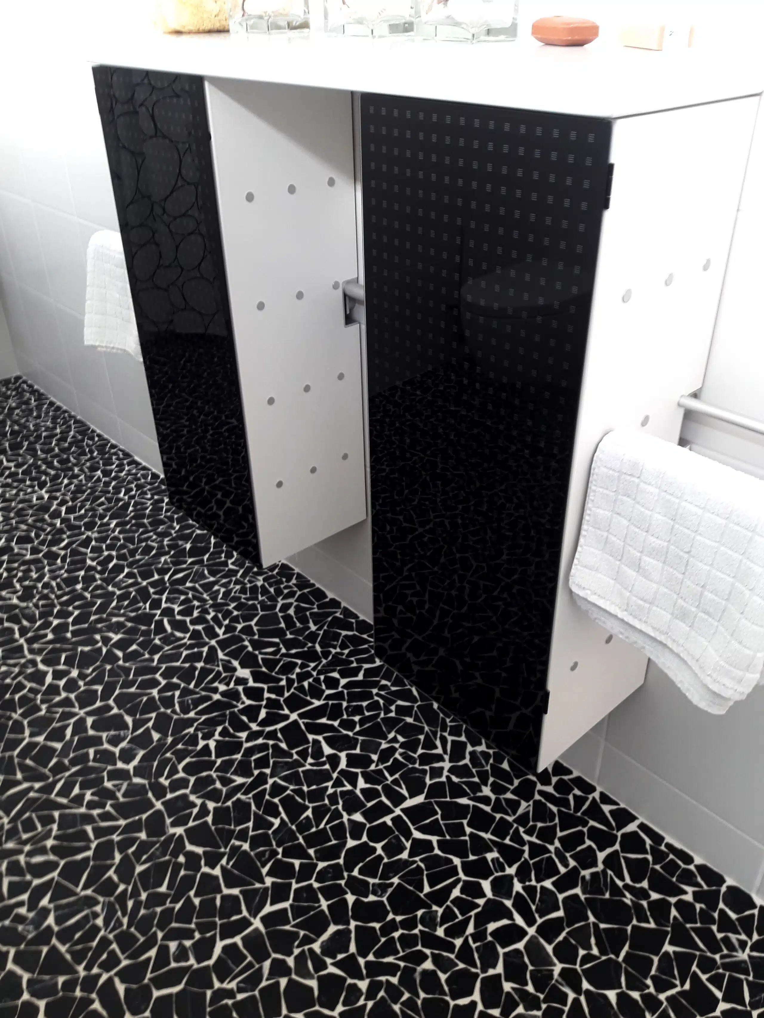 Patachon_Möbelfolie_Badezimmer_3